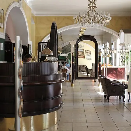 Fiume Hotel Bekescsaba